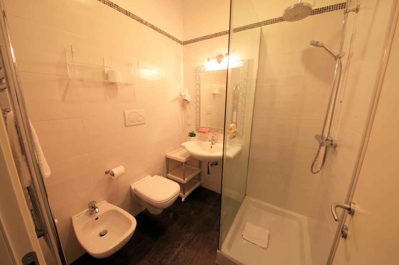 B&B Al Picchio โมโนโปลี ภายนอก รูปภาพ